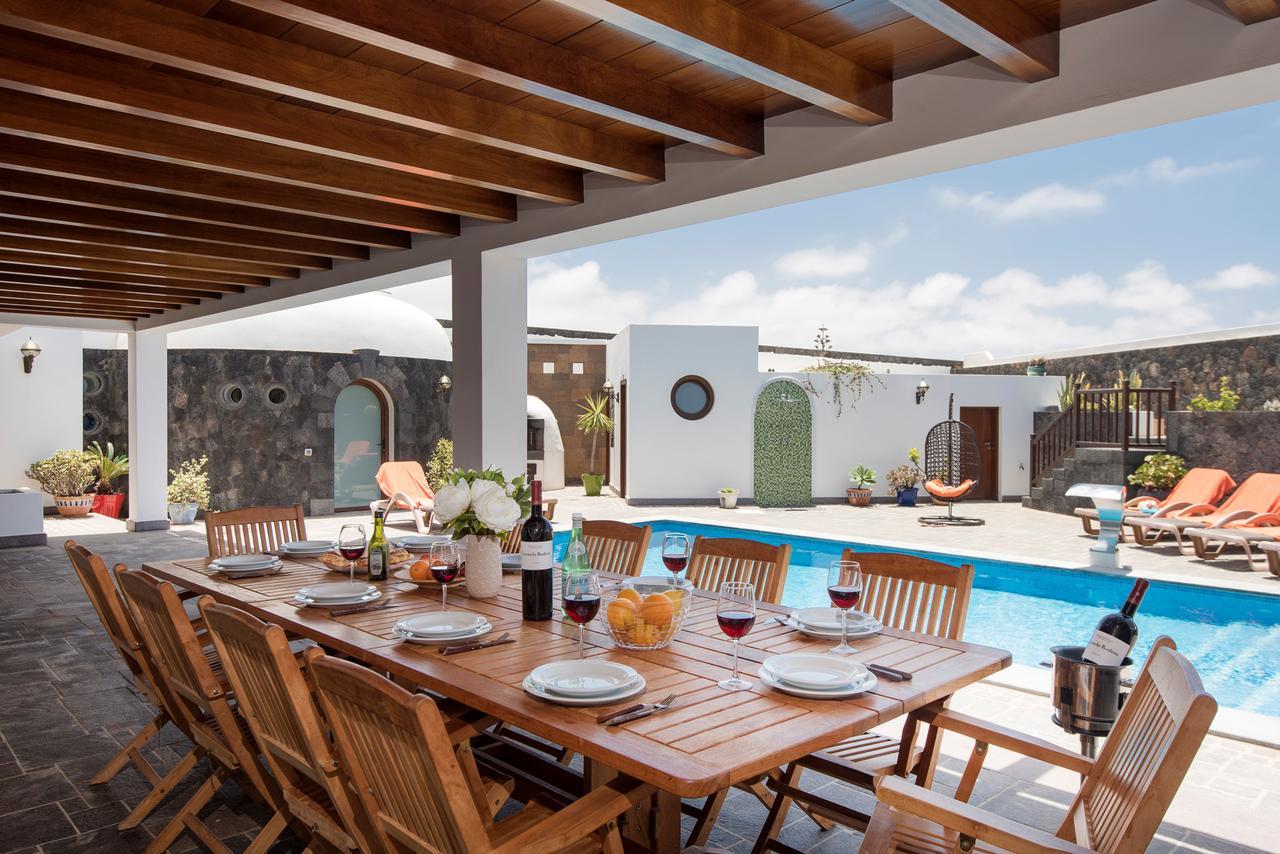 Finca Daniela Famara Εξωτερικό φωτογραφία