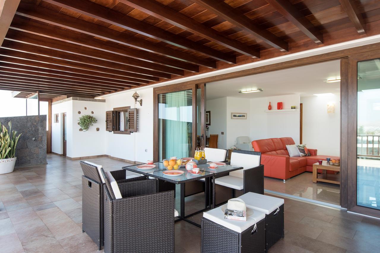 Finca Daniela Famara Εξωτερικό φωτογραφία